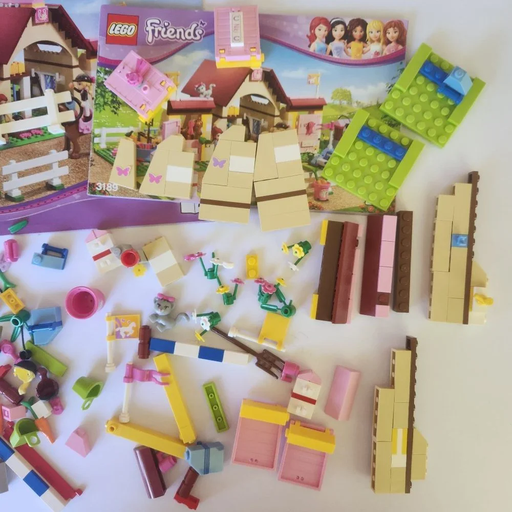 LEGO Friends 3189 Lot